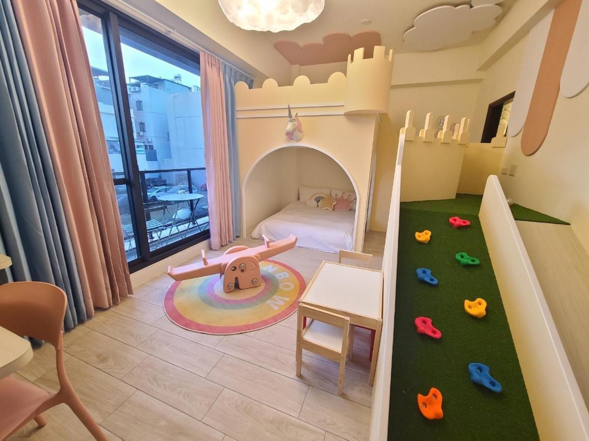 Sunlight Forest Homestay Tainan Exterior photo