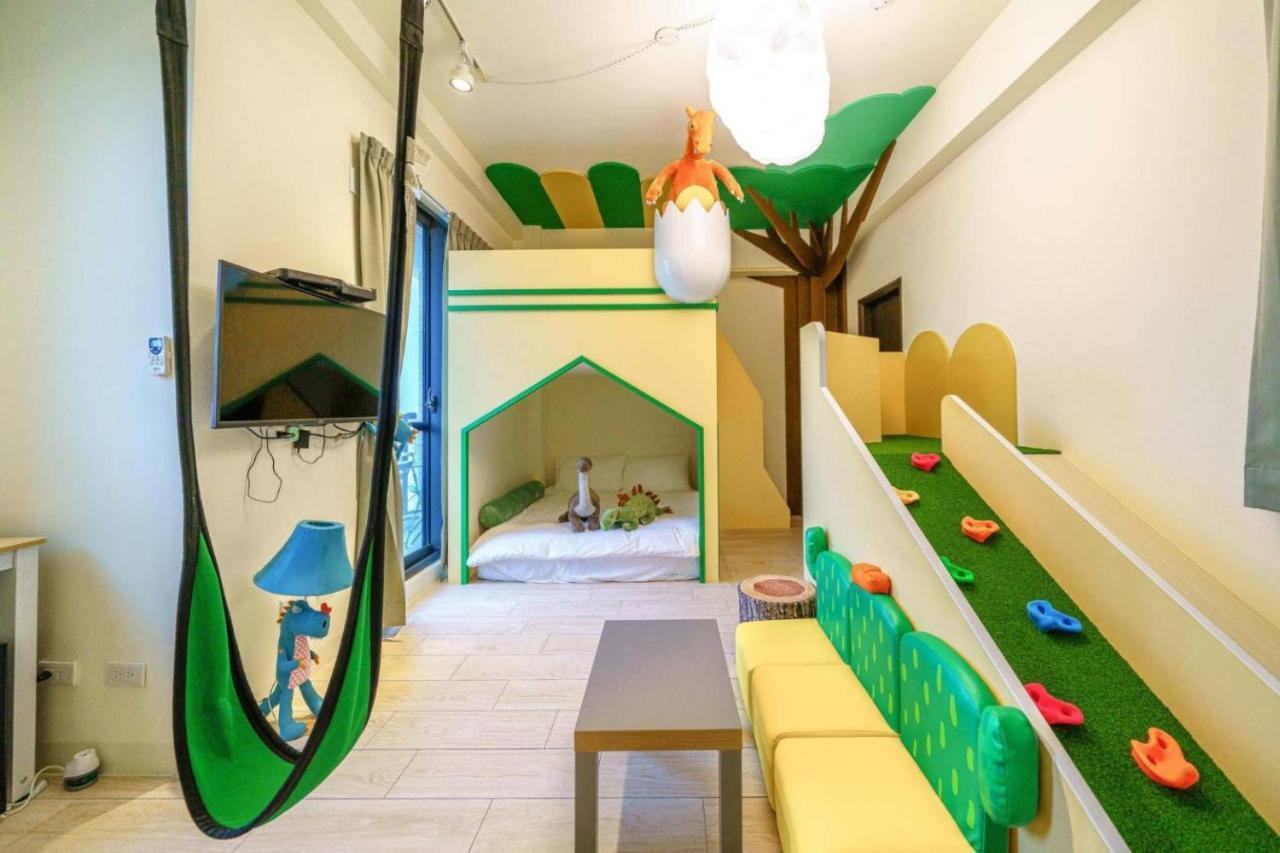 Sunlight Forest Homestay Tainan Exterior photo
