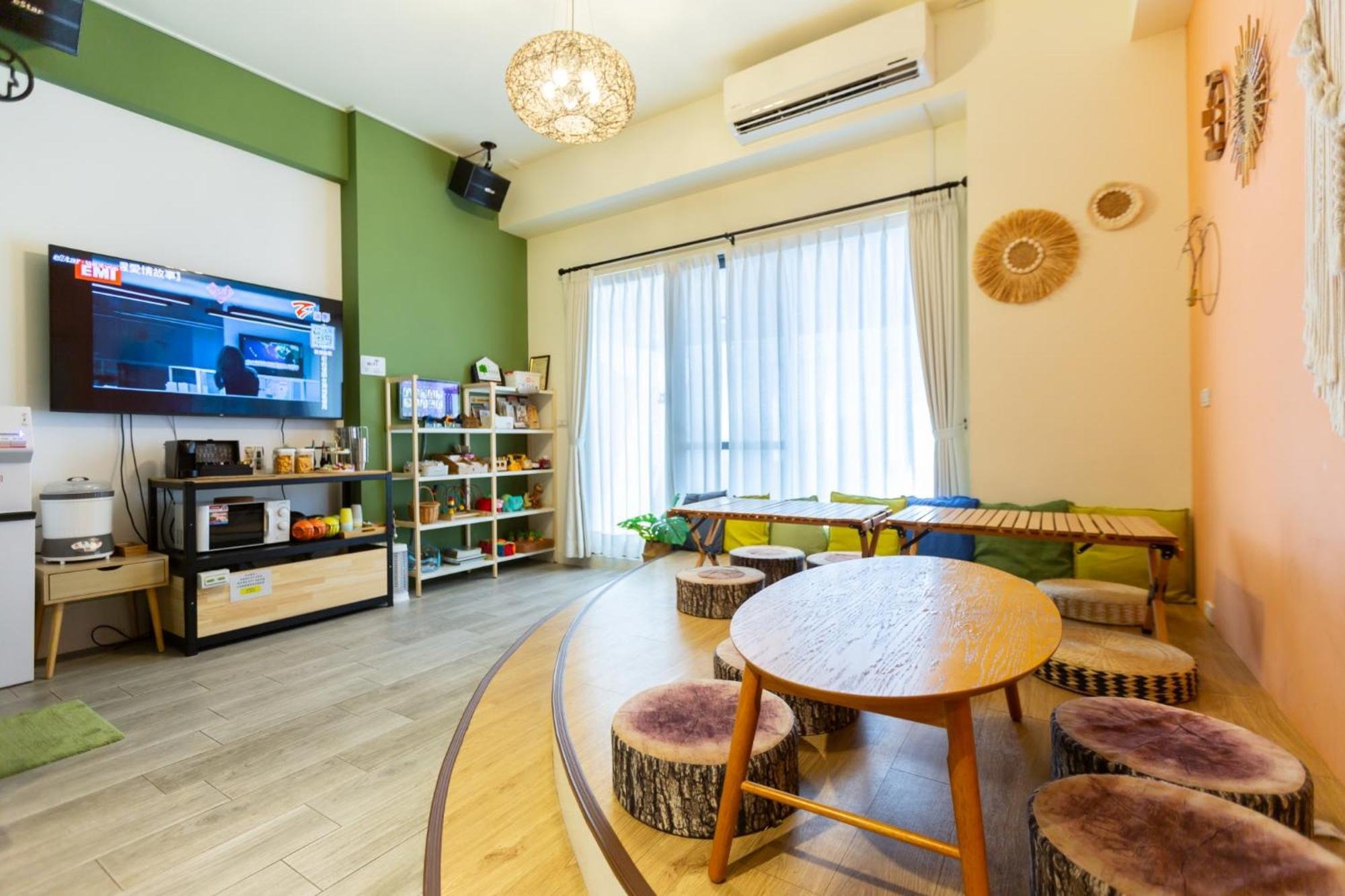 Sunlight Forest Homestay Tainan Exterior photo